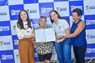 Gestão de Dr.Julinho conquista 1º lugar na entrega de títulos de propriedade no Maranhão