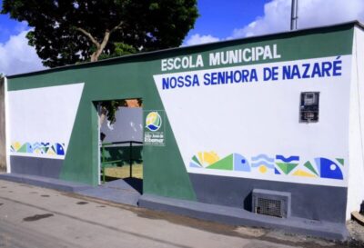Dr. Julinho entrega nova Escola Municipal da Maiobinha