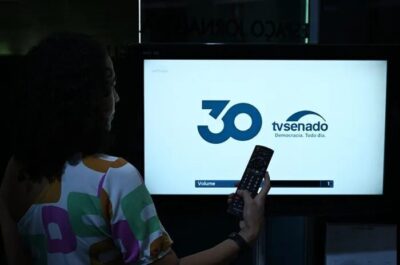 TV Senado celebra 30 anos com novo visual e tecnologia 3.0