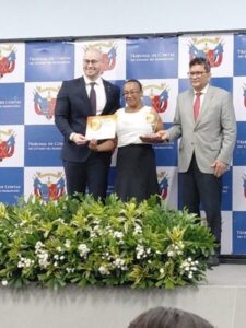 Gestão da prefeita Luciana Leocádio recebe Troféu do Selo Ouro de Transparência em solenidade do TCE