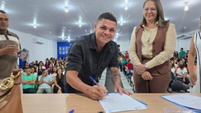 Prefeita Luciana empossa 78 novos servidores concursados em Buriti Bravo