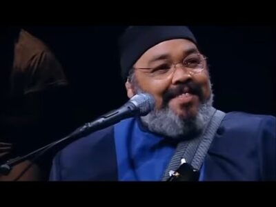 PT ENTRE SER “MULHER DE MALANDRO” QUE GOSTA DE APANHAR E DAMA QUE SE DA RESPEITO EM QUALQUER LUGAR