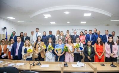 HOMENAGEM – Iracema Vale recebe Título de Cidadã Timonense durante evento “Mulheres que Transformam”