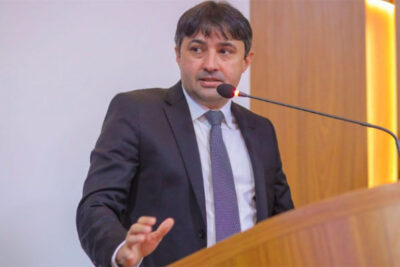André Campos deixa Câmara e assume pasta no governo Brandão