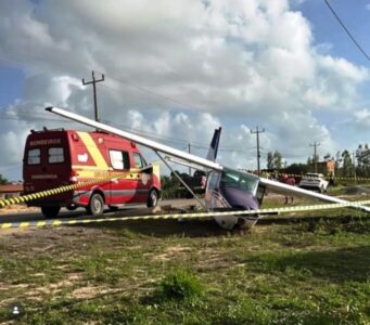 Susto em Barreirinhas: aeronave faz pouso forçado em rodovia, mas todos escapam ilesos