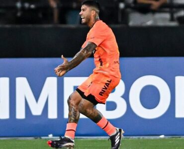 Derrotado em casa pelo Barcelona, Botafogo se despede da Copa Libertadores