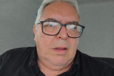 Câmara de São Luís faz minuto de silêncio por jornalista que está vivo