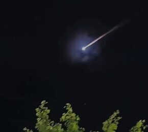 Mistério no céu de Barreirinhas: Objeto luminoso intriga moradores