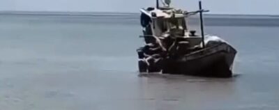 Vídeo: pescadores resgatam mulher após queda no cais de São José de Ribamar