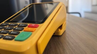 Como aumentar as vendas no comércio físico oferecendo Pix na maquininha