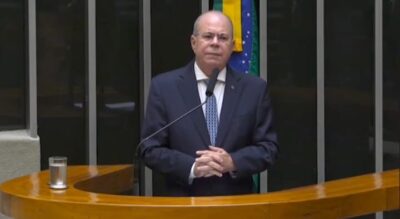 “Recado claro para forçar saída do governador”, diz deputado sobre atuação de Dino no STF