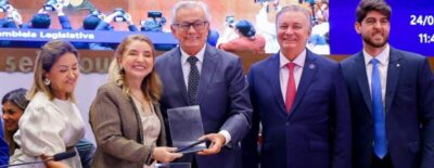 Arnaldo Melo é homenageado na sessão solene de 191 anos da Assembleia