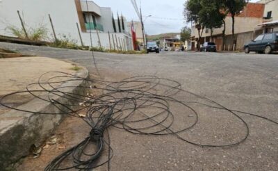 1 / 3 Equatorial Maranhão alerta: Cabos partidos após temporais ampliam risco de mortes por choque elétrico