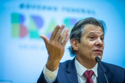 Haddad defende teto para “penduricalhos” e cobra que Congresso enfrente supersalários