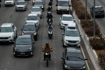 Deputado propõe criação de vias exclusivas para motos na Avenida Metropolitana, em São Luís