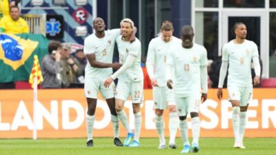 Com Vini Jr apagado e um a mais, Brasil perde para a França por 2 a 1