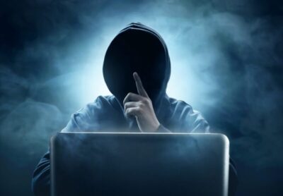 Hackers usam IA para escalar ataques e ampliam risco global