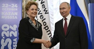 Dilma Rousseff é reeleita presidente do Banco do Brics