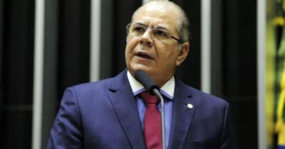 Deputado acusa ministro do STF de usar cargo politicamente