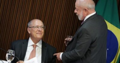Lula confirma Geraldo Alckmin como vice na chapa à reeleição