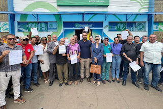 Prefeitura de Bacabal regulariza serviço de táxi no município