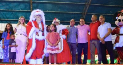 O Natal dos Sonhos de Santa Helena encheu a Praça José Sarney de encantos, luz, alegria e sorrisos