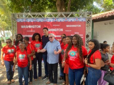 Comissão de Mulheres Artesãs de Pinheiro prestigia o aniversário do petista Washington Luiz