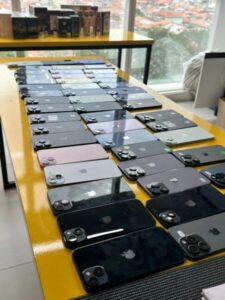 Receita Federal realiza operação contra descaminho de eletrônicos vendidos pelas redes sociais em São Luís