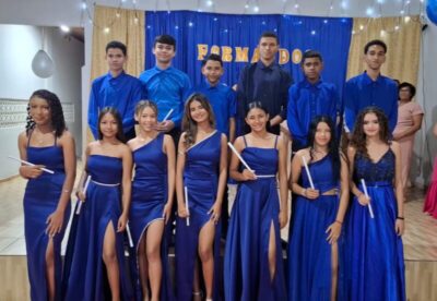 ESCOLA TIRADENTES CELEBRA FORMATURA DO 9º ANO E REFORÇA COMPROMISSO COM A EDUCAÇÃO EM PERITORÓ