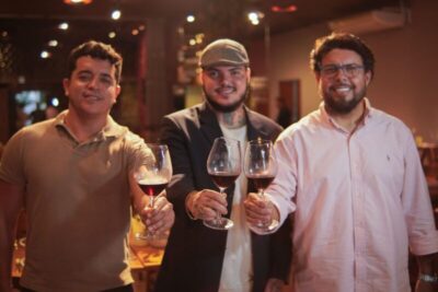 Villa do Vinho Bistrô aposta em menu executivo com harmonização assinada para democratizar a boa mesa no almoço