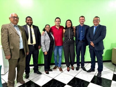 Prefeito Ary Menezes reúne-se com vereadores da base do governo