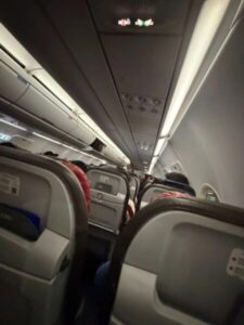 Voo de Brasília para São Luís reúne Flávio Dino, Weverton, deputados federais e advogados