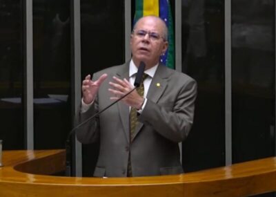 Objetivo de Dino seria descobrir fonte de denúncia de jornalista maranhense, diz Hildo Rocha