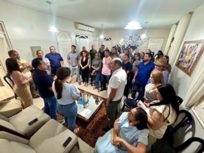 Josimar Maranhãozinho anuncia Fabiana Vilar como candidata a deputada federal no seu lugar