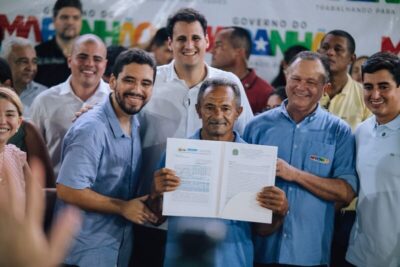 No aniversário de Barreirinhas, Orleans Brandão celebra entrega de pacote de obras e serviços para a cidade*
