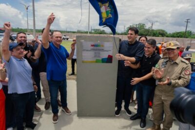 Orleans Brandão destaca a grandiosidade da Avenida Metropolitana durante entrega da segunda etapa da via neste sábado*