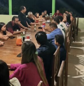 Prefeito Aldo Brown e primeira dama Jaqueline Luz, participam de encontro com secretários e vereadores em Porto Rico do Maranhão