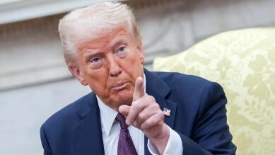 Trump diz que está “dando surra” no Irã e ameaça: “Grande onda está por vir”