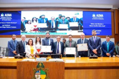 Aluízio Santos concede ‘Título de Cidadão Maranhense’ a médicos e professor