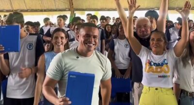 Prefeito Abnadar Portela participa de entrega de tablets e premiação estudantil em Capinzal do Norte
