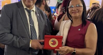 Prefeito Didi Moita recebe Selo Ouro Nacional de Alfabetização em Brasília