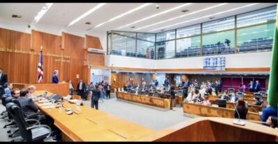 Deputados articulam pedido de abertura de CPI contra vice-governador