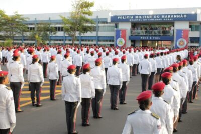 Cerca de 4 mil candidatos realizam neste domingo(30), provas para ingresso no Colégio Militar Tiradentes I, unidade São Luis