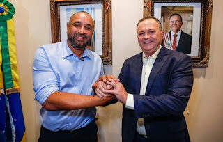 Prefeito Roberto Costa mantém forte influência na classe política local e maranhense