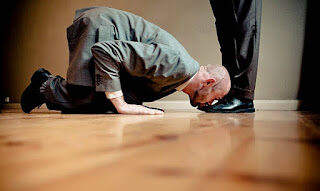 QUEM TEM BOCA TEM FOME! Sem um mecenas oposição definha e pseudos lideranças reclamam