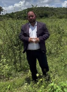 Gestão inimiga do esporte Vereador Betim do Sacolão denuncia abandono do Estádio Furtadão em Duque Bacelar