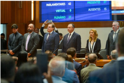 Reitor da Uema prestigia abertura dos trabalhos legislativos de 2026