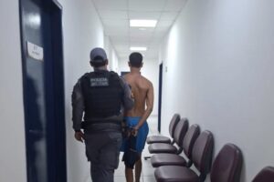 Mulher mantida em cárcere privado com filha de 2 anos é resgatada pela polícia