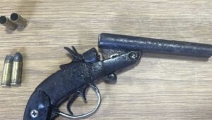 Suspeito de integrar organização criminosa morre em confronto com a PM