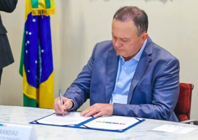 Carlos Brandão lidera pesquisa para o Senado